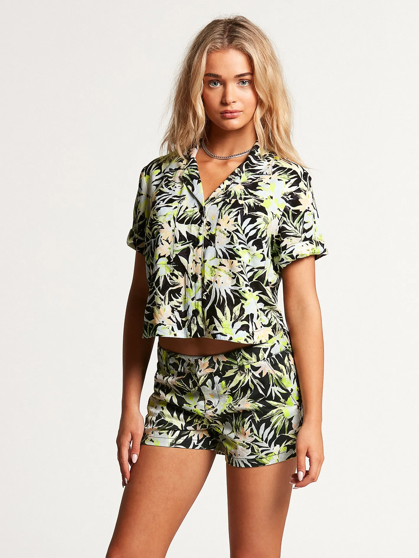 Can't Be Tamed Short Sleeve - Lime