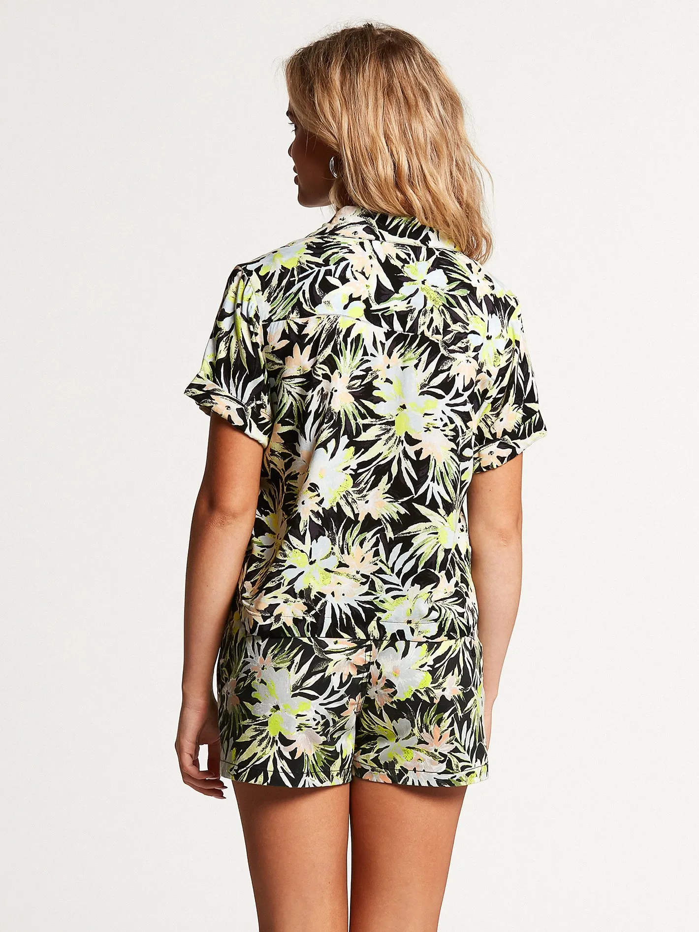 Can't Be Tamed Short Sleeve - Lime